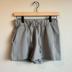 Lululemon On The Fly Grey Shorts Womens 4